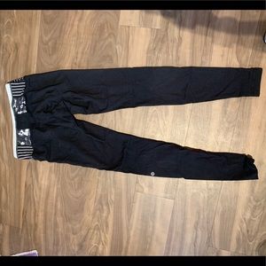 Lululemon reversible wunder under